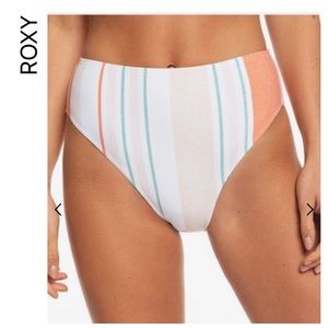⬇️🆕NWT ROXY Printed Beach Classics High Leg Botto